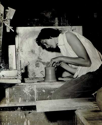 האמנית ג׳ין מאיר בשנות ה־50